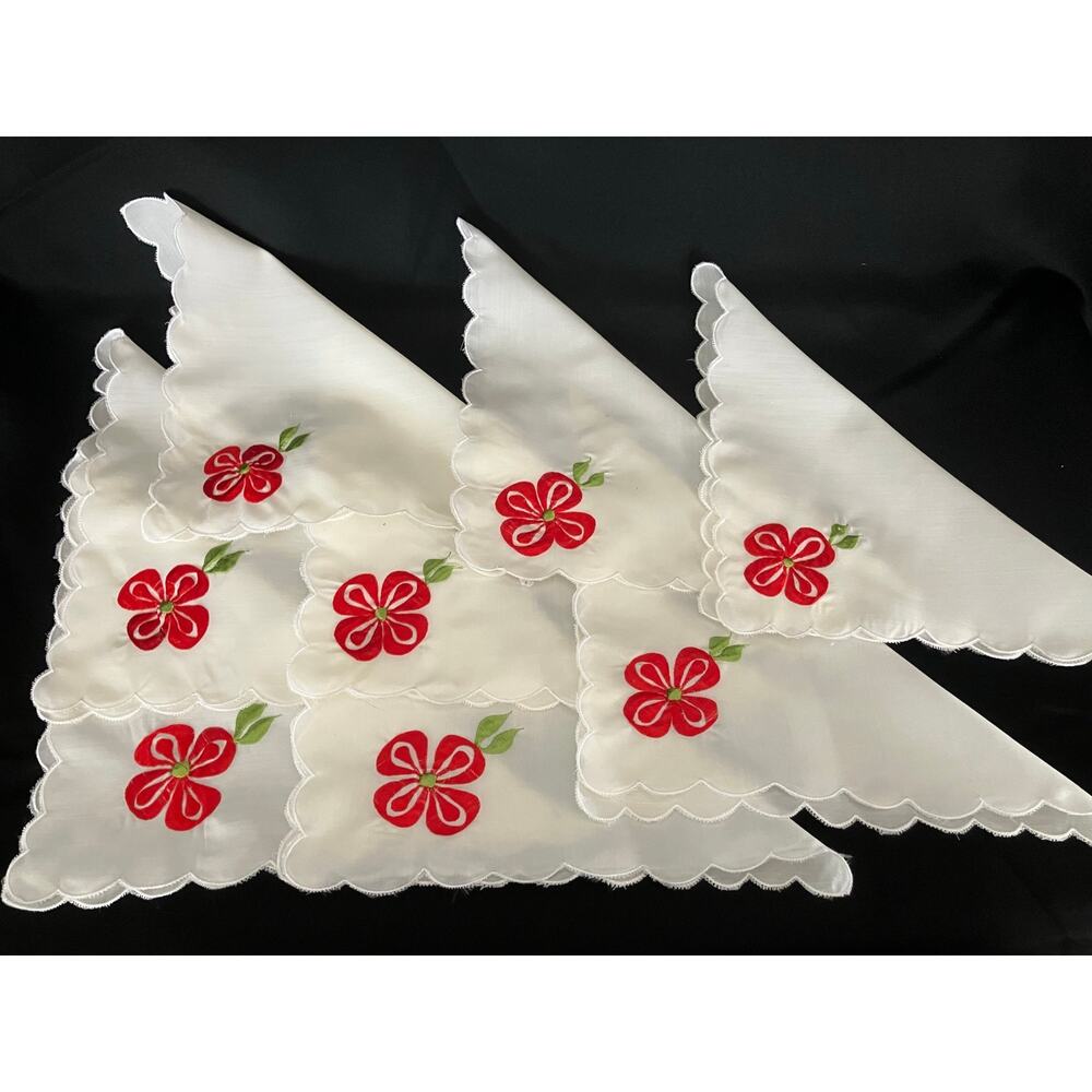 Vintage Embroidered Linen Napkins Set of 8 Red Floral Scalloped Edge White